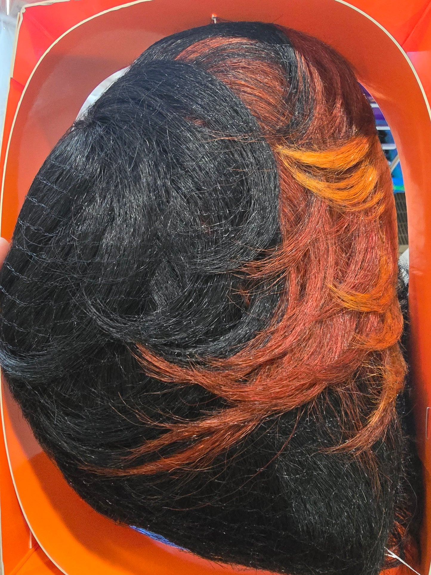 SYNTHETIC/HUMAN BLEND STYLISH SHORT WIG