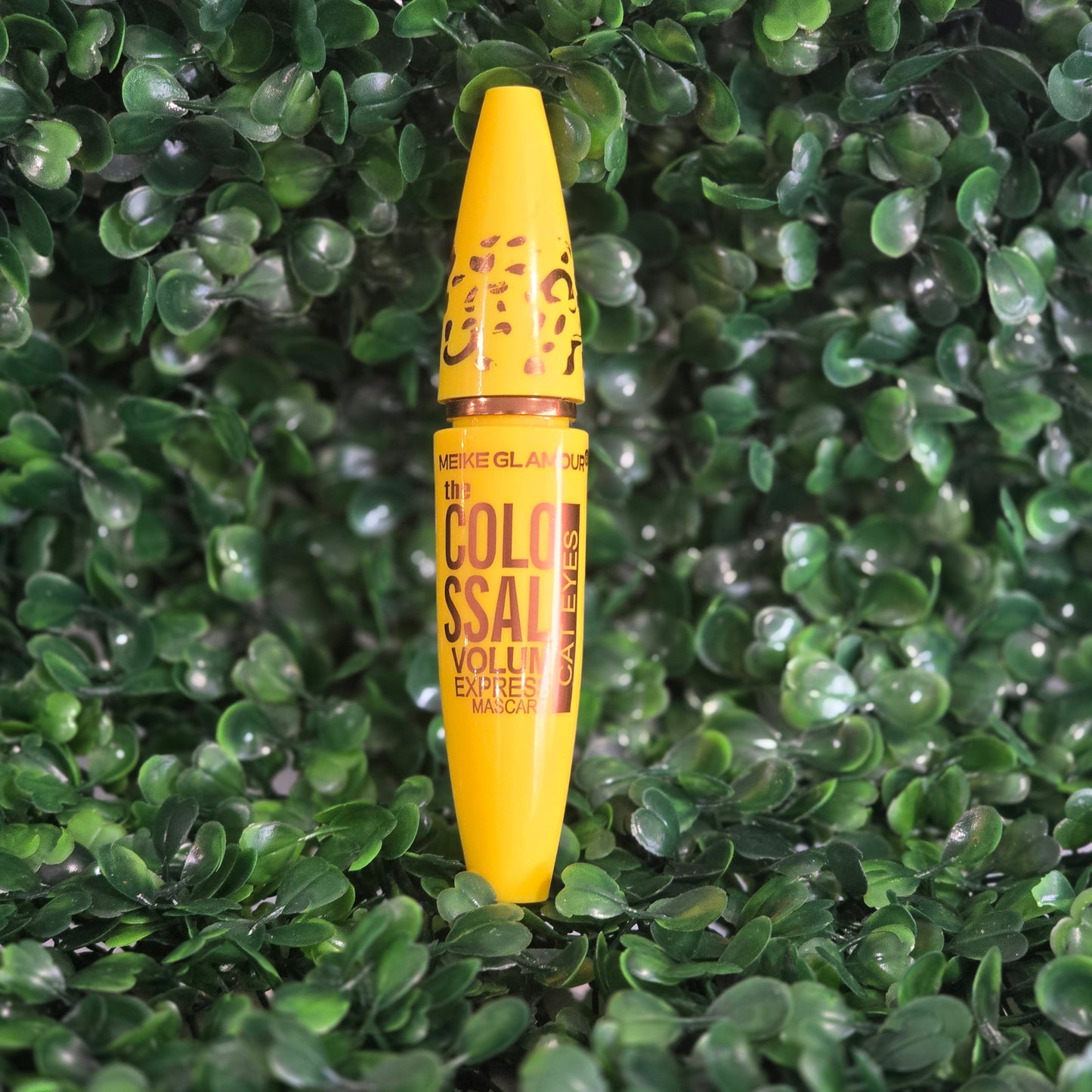 MeiKe Glamour Colossal Volume Express Mascara – Cat Eyes